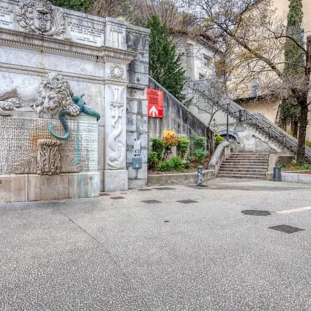 Le Fantastic - Quai De / Bastille * Grenoble